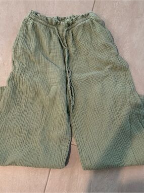 Universal Thread Sage Green Smocked Bust Top